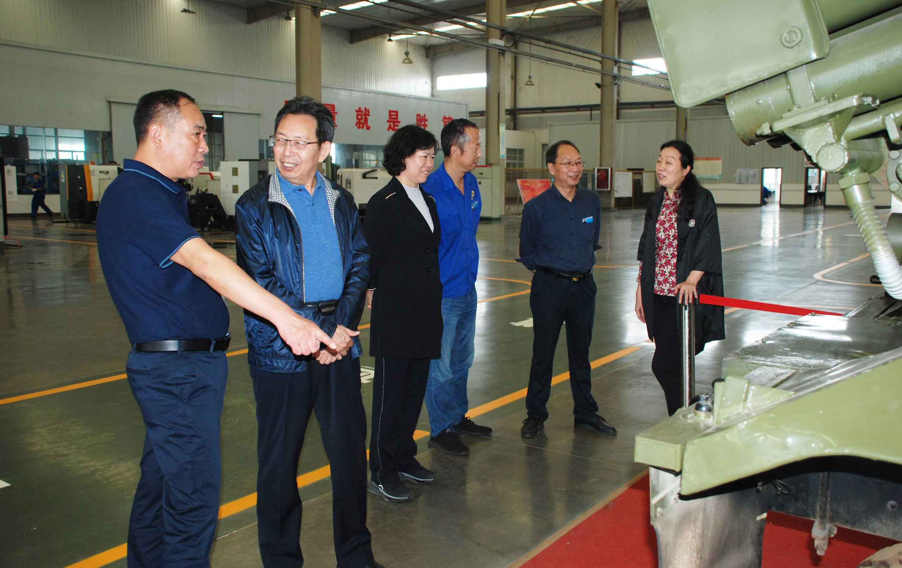 4cf22cf9cb4004e96557f09b1b38ed75.jpg 4cf22cf9cb4004e96557f09b1b38ed75.jpg