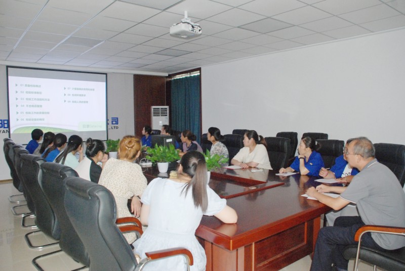 DSC_0185.JPG DSC_0185.JPG